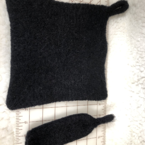 Black Felted wool hot mat and pan handler set